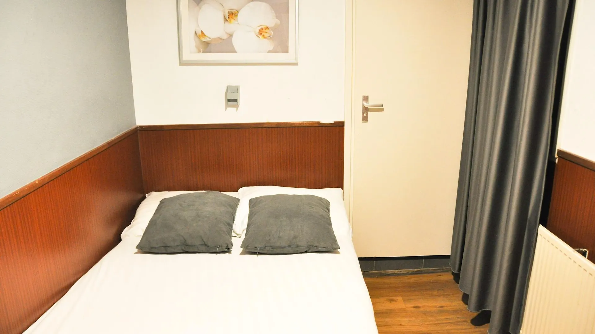 Travel Hotel Amsterdam