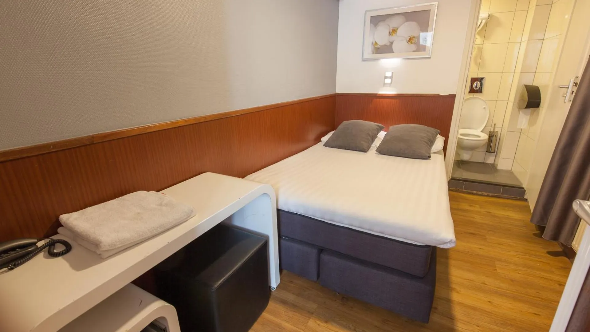 Travel Hotel Amsterdam