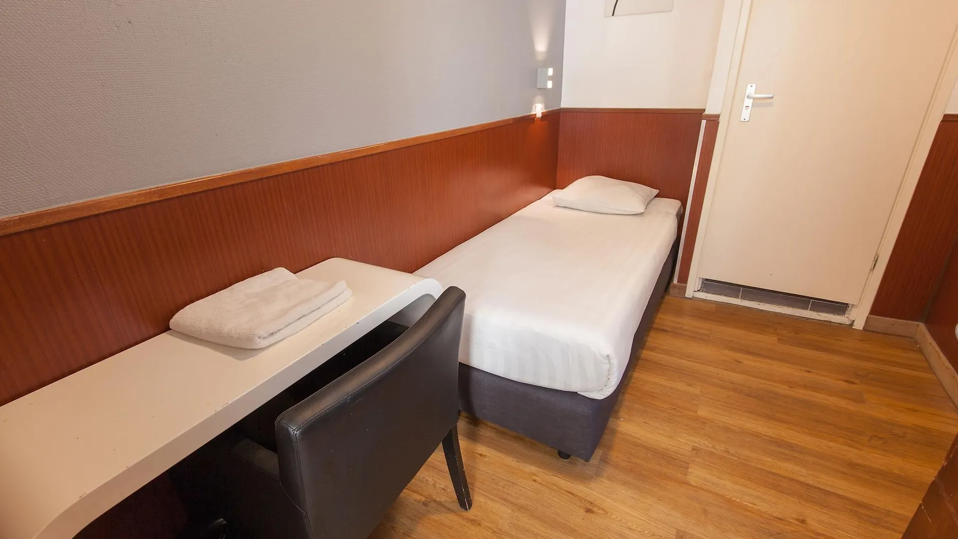 Travel Hotel Amsterdam