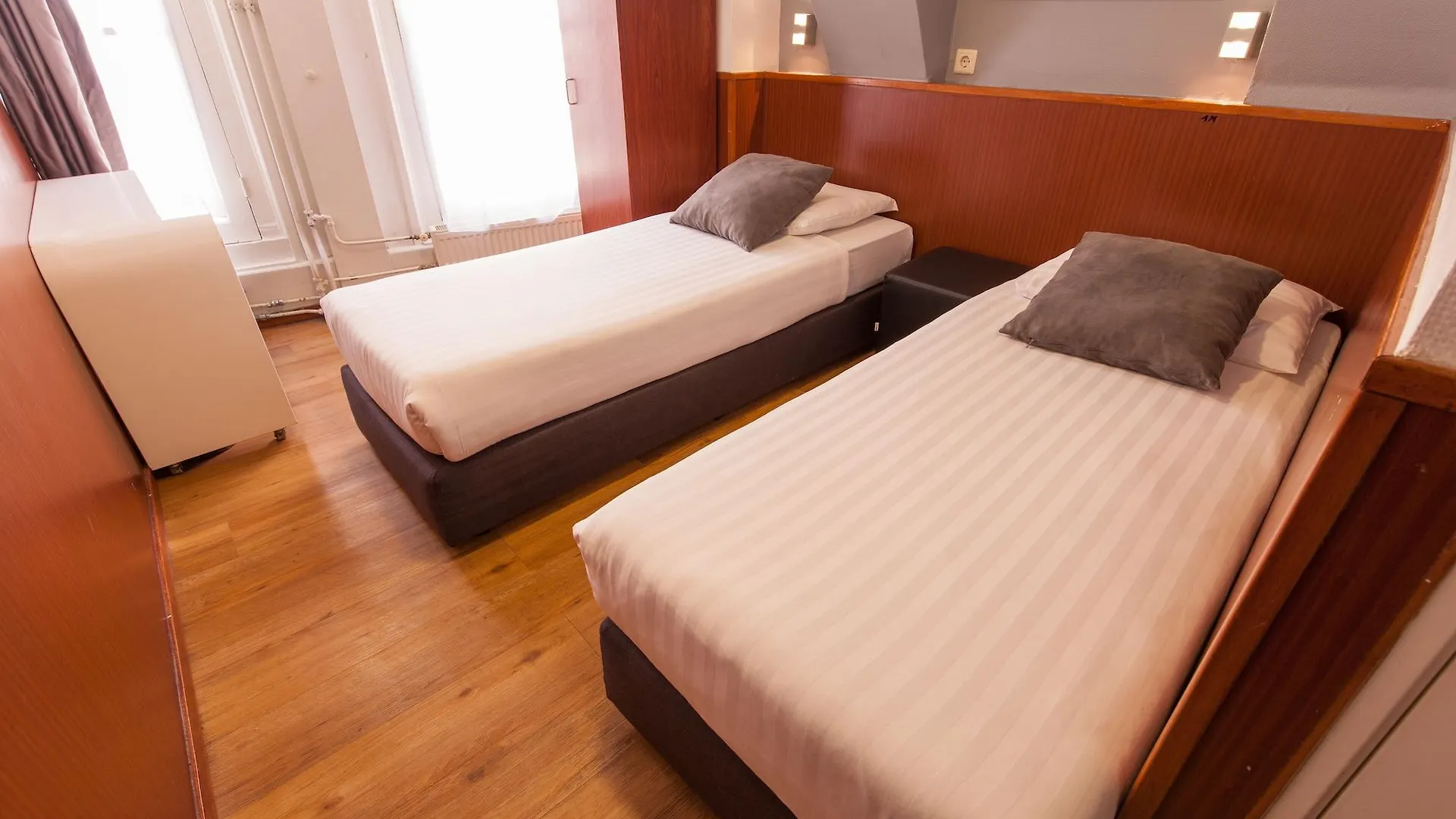 Travel Hotel Amsterdam