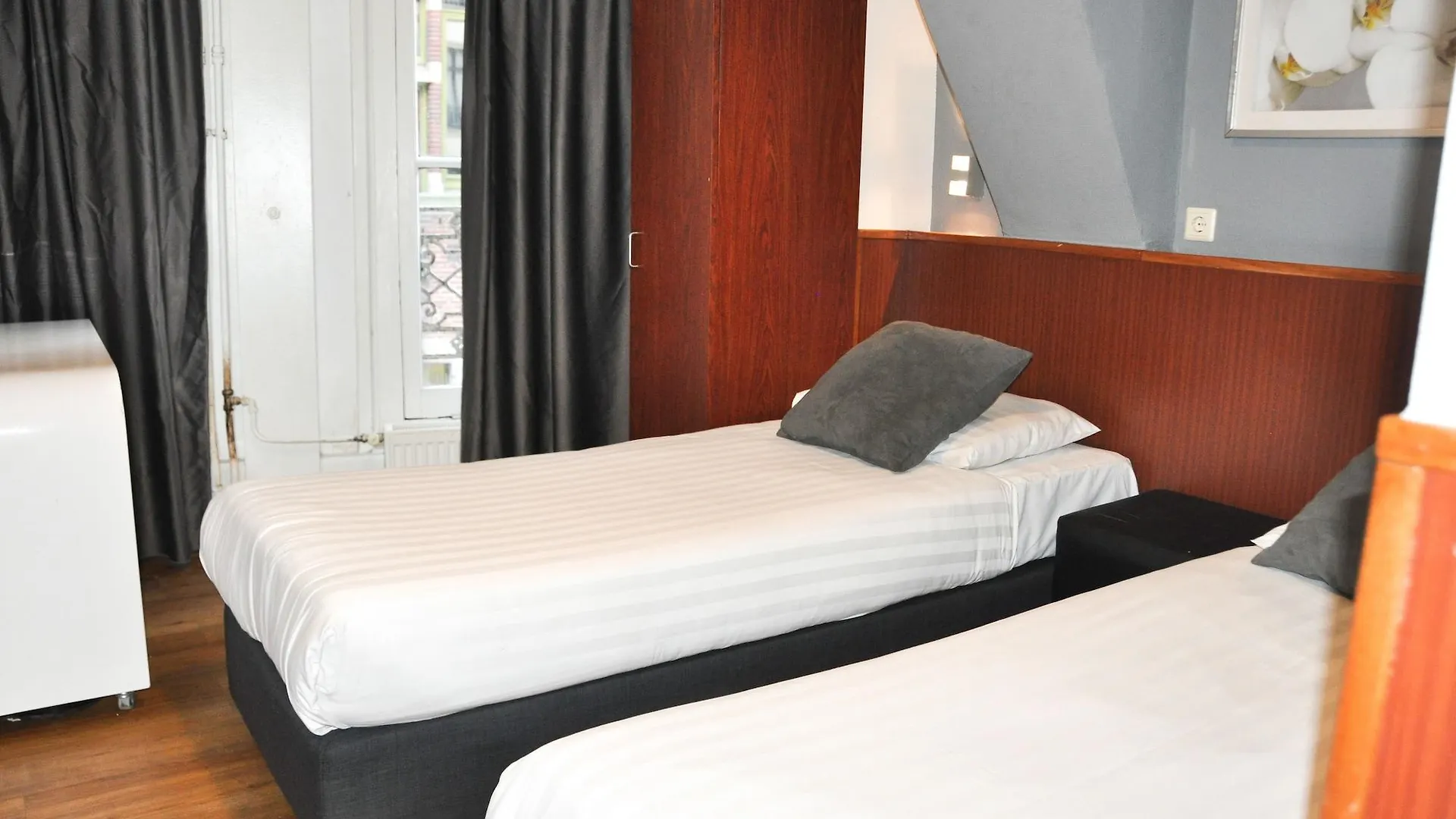 Travel Hotel Amsterdam