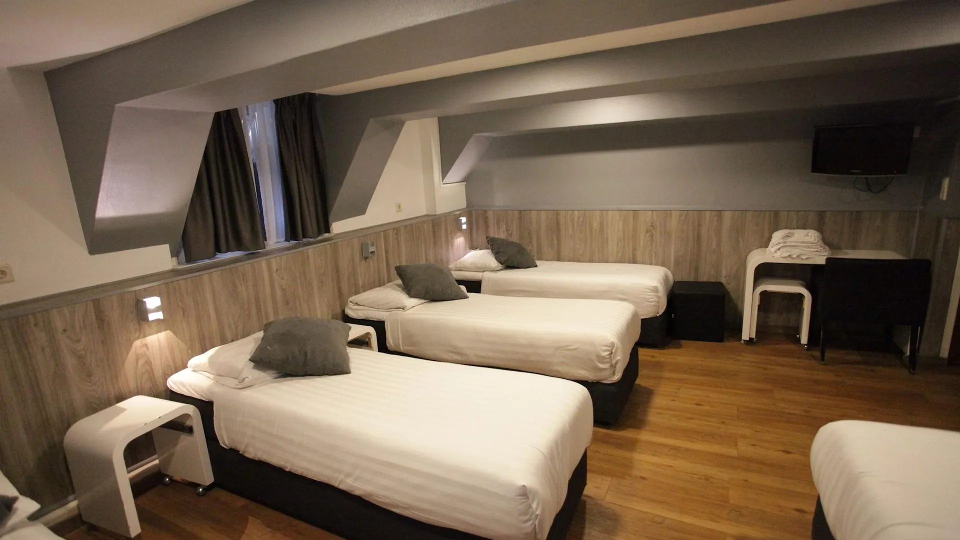 Travel Hotel Amsterdam